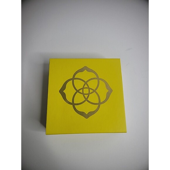 Kendra Scott Empty Box Jewelry Yellow Gold Present Gift Birthday Christmas - Picture 1 of 7